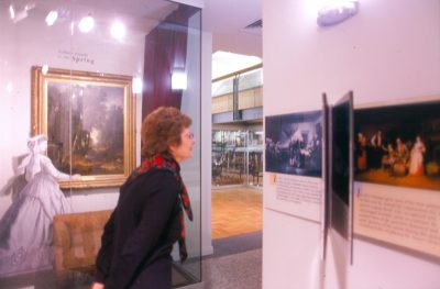 Henry Luce III Center - Home Decorating